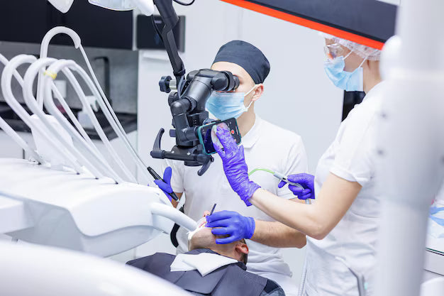 Why Disposable Air/Water Syringe Tips Are the Smart Choice for Your Practice