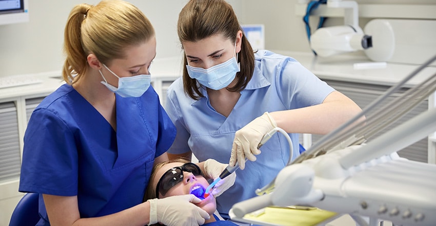 Cotton Tip Applicators: Small Tools, Big Impact in Dental Procedures